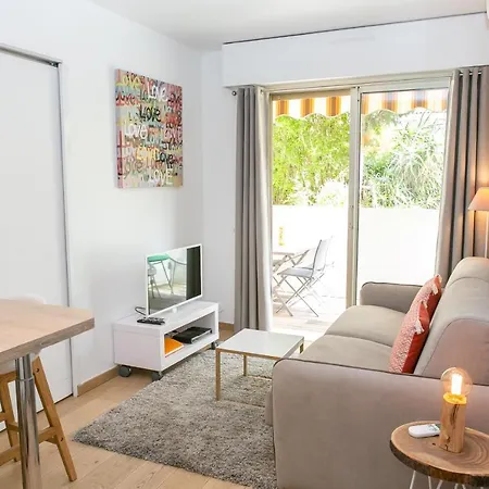 Le Vendome Apartment